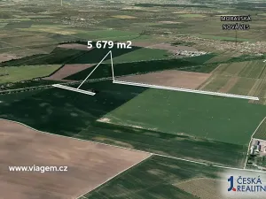 Prodej podílu pole, Týnec, 1081 m2