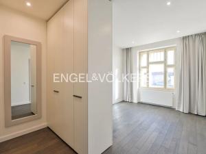 Pronájem bytu 4+kk, Praha - Vinohrady, Laubova, 142 m2