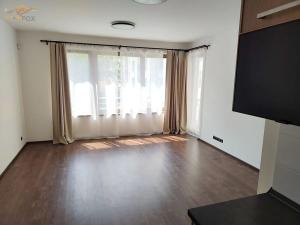 Pronájem bytu 2+kk, Praha - Vysočany, Sokolovská, 50 m2