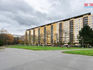 Pronájem bytu 3+1, Praha - Kobylisy, Štíbrova, 70 m2