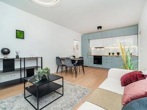 Prodej bytu 4+kk, Praha - Troja, Lešenská, 74 m2