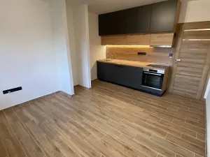 Prodej bytu 2+kk, Karolinka, Vsetínská, 52 m2