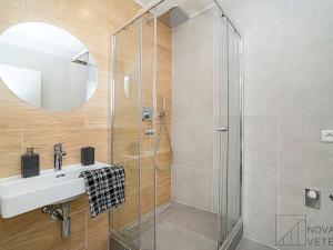 Prodej bytu 4+kk, Praha - Záběhlice, Chmelová, 75 m2