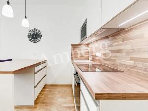 Pronájem bytu 1+kk, Praha - Modřany, Mezi vodami, 30 m2