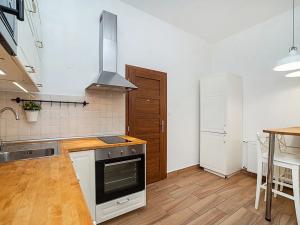 Pronájem bytu 2+kk, Praha - Karlín, Za Poříčskou bránou, 50 m2