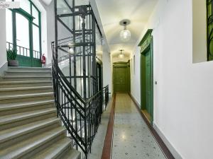 Pronájem bytu 2+kk, Praha - Vinohrady, náměstí Jiřího z Poděbrad, 60 m2