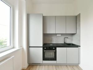 Pronájem bytu 1+kk, Praha - Libeň, náměstí Dr. Václava Holého, 22 m2