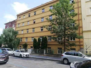 Pronájem bytu 2+1, Praha - Bubeneč, U zeměpisného ústavu, 46 m2