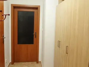 Pronájem bytu 2+kk, Praha - Modřany, Semická, 42 m2