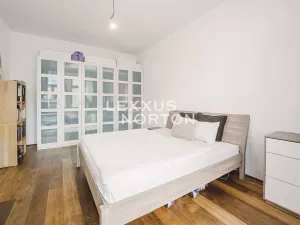 Pronájem bytu 2+kk, Praha - Žižkov, Kubelíkova, 62 m2