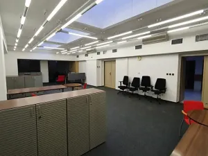 Pronájem kanceláře, Kroměříž, Velké náměstí, 100 m2