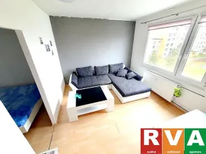 Prodej bytu 1+1, Stříbro, Soběslavova, 41 m2