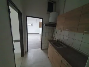 Pronájem bytu 2+kk, Jihlava, Na Růžku, 96 m2