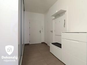 Pronájem bytu 3+kk, Praha - Strašnice, Zvěřinova, 96 m2