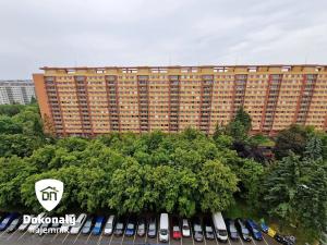 Pronájem bytu 3+1, Praha - Kobylisy, Famfulíkova, 60 m2