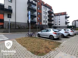 Pronájem bytu 1+kk, Praha - Letňany, Škrábkových, 34 m2