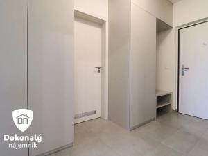 Pronájem bytu 2+kk, Praha - Vysočany, Svatošových, 53 m2