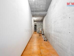 Prodej obchodního prostoru, Okrouhlo, 1076 m2