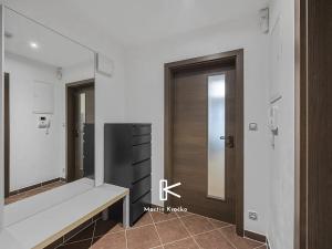 Pronájem bytu 2+kk, Praha - Žižkov, Olšanská, 58 m2