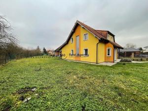 Pronájem rodinného domu, Jirny, Luční, 150 m2