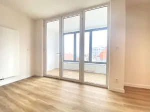 Pronájem bytu 1+kk, Praha - Kobylisy, Vršní, 40 m2