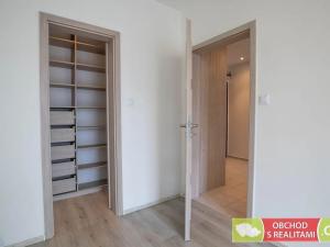 Pronájem bytu 2+kk, Praha - Modřany, Levského, 47 m2