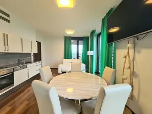 Pronájem bytu 3+kk, Praha - Nusle, K sídlišti, 102 m2