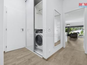 Prodej bytu 2+kk, Praha, Pacholíkova, 73 m2