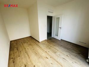 Prodej bytu 2+kk, Praha - Dolní Počernice, Černodolská, 50 m2