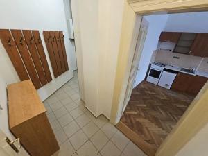 Pronájem bytu 2+kk, Praha - Vinohrady, Mánesova, 48 m2