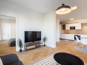 Pronájem bytu 2+kk, Praha - Karlín, Za Karlínským přístavem, 60 m2