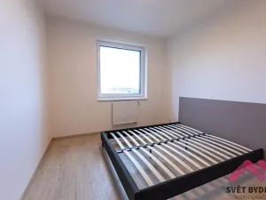 Pronájem bytu 2+kk, Praha - Řepy, Laudova, 44 m2