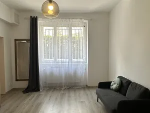 Pronájem bytu 1+kk, Praha - Střešovice, Na Hubálce, 25 m2