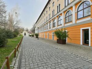 Pronájem bytu 2+kk, Praha - Bubeneč, Mlýnská, 86 m2