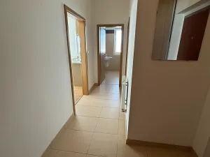 Pronájem bytu 1+kk, Praha - Zličín, Tvrdonická, 46 m2