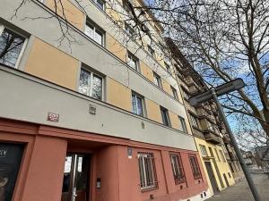 Pronájem bytu 2+kk, Praha - Vinohrady, Šrobárova, 74 m2