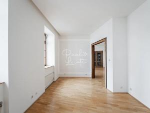 Pronájem bytu 2+kk, Praha - Staré Město, Husova, 82 m2