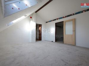 Prodej rodinného domu, Želeč, 150 m2