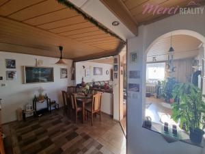 Prodej rodinného domu, Hluk, Hlavní, 231 m2