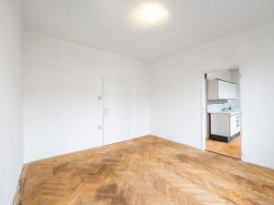 Prodej bytu 2+kk, Praha - Hloubětín, Poděbradská, 54 m2