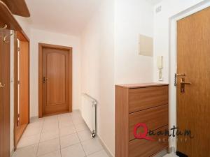 Pronájem bytu 1+kk, Praha - Strašnice, Počernická, 46 m2