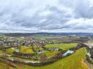 Prodej rodinného domu, Buš, 372 m2