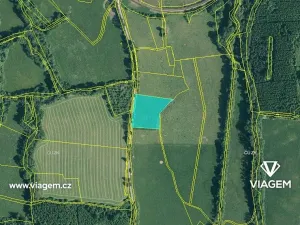 Prodej podílu pole, Svatá Maří, 2027 m2