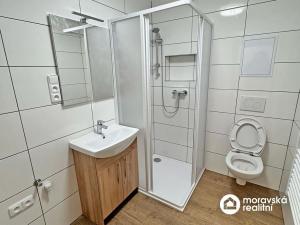 Pronájem bytu 2+kk, Rosice, Brněnská, 51 m2