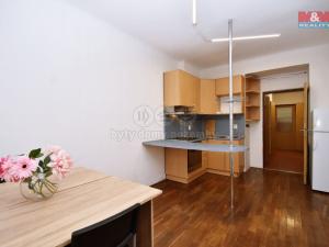 Prodej bytu 2+kk, Praha - Bubeneč, Eliášova, 46 m2