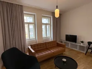 Prodej bytu 2+kk, Praha - Nusle, Jaromírova, 61 m2