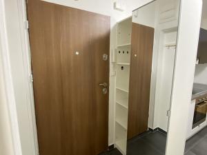 Pronájem bytu 2+kk, Praha - Vysočany, 52 m2