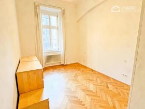 Pronájem bytu 3+1, Praha - Vinohrady, Balbínova, 95 m2