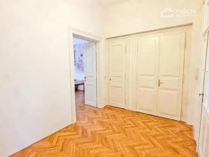 Pronájem bytu 3+1, Praha - Vinohrady, Balbínova, 95 m2