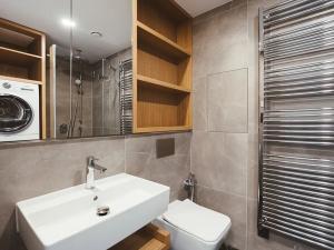 Pronájem bytu 1+kk, Praha - Bubeneč, Vítězné náměstí, 32 m2